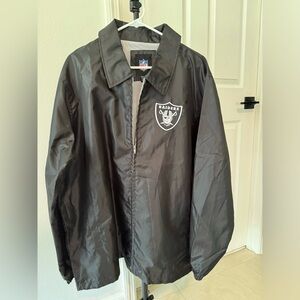 Oakland Raiders zip up